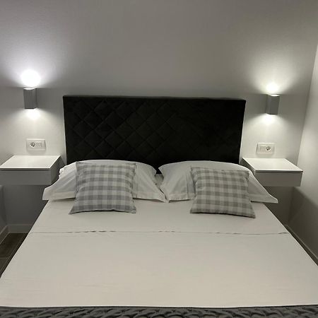 Apartmani Milka I Jozo Omiš Стая снимка