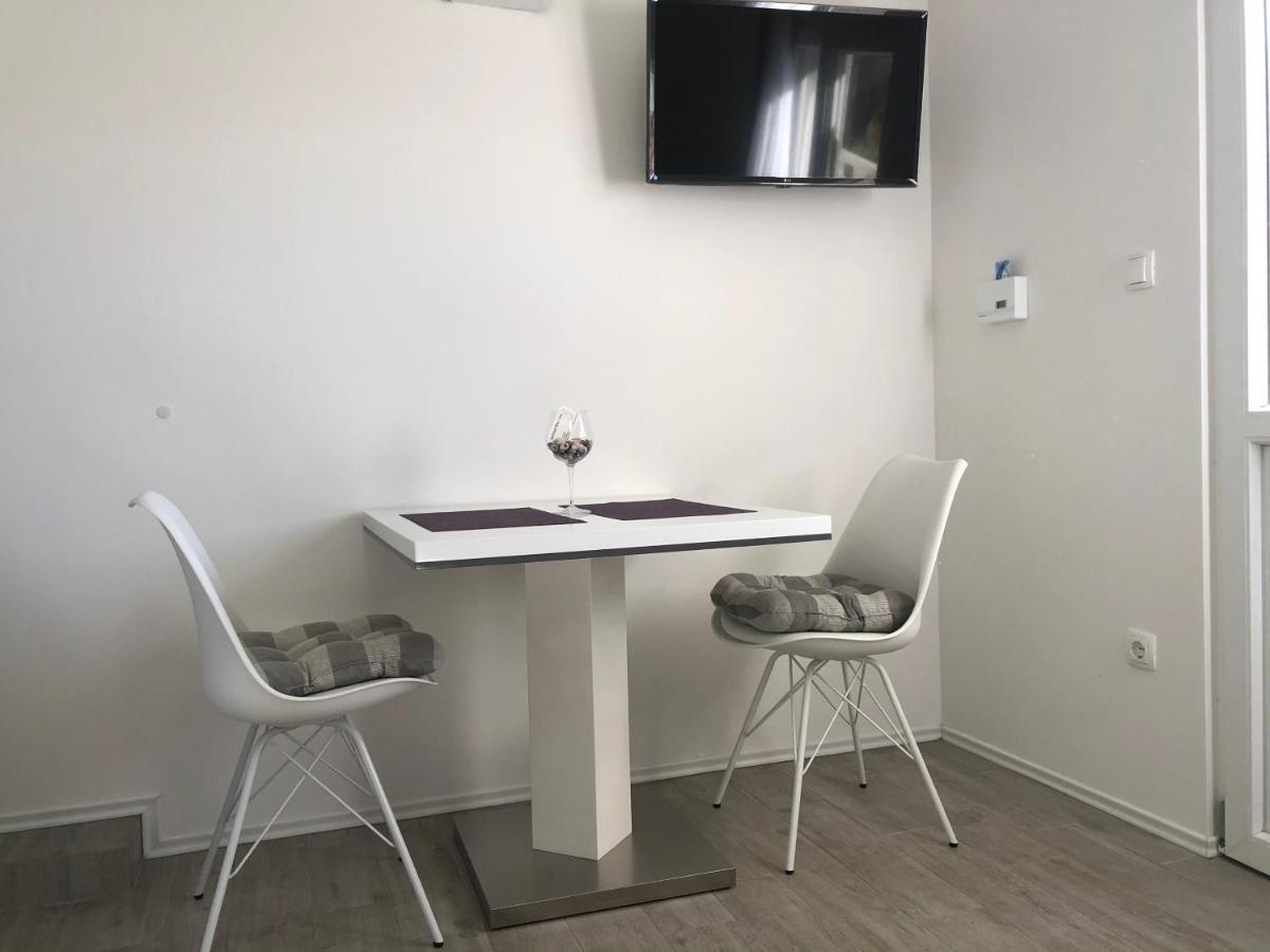 Apartmani Milka I Jozo Omiš Екстериор снимка
