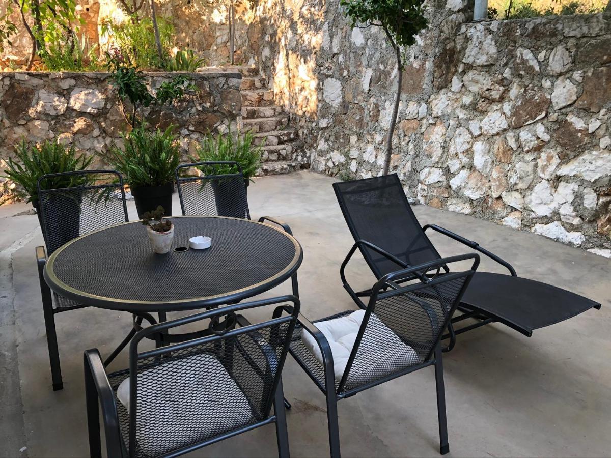Apartmani Milka I Jozo Omiš Екстериор снимка