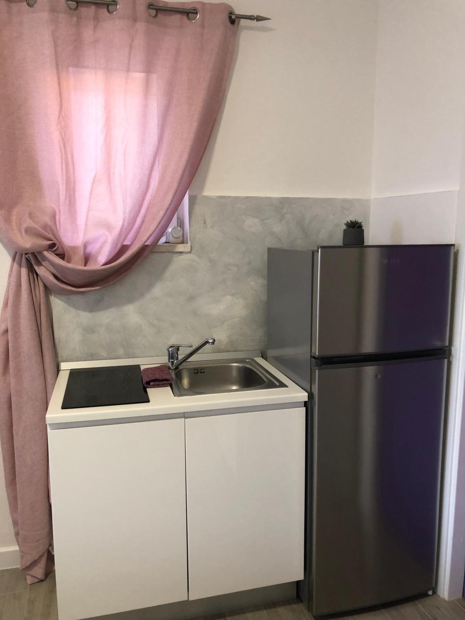 Apartmani Milka I Jozo Omiš Стая снимка