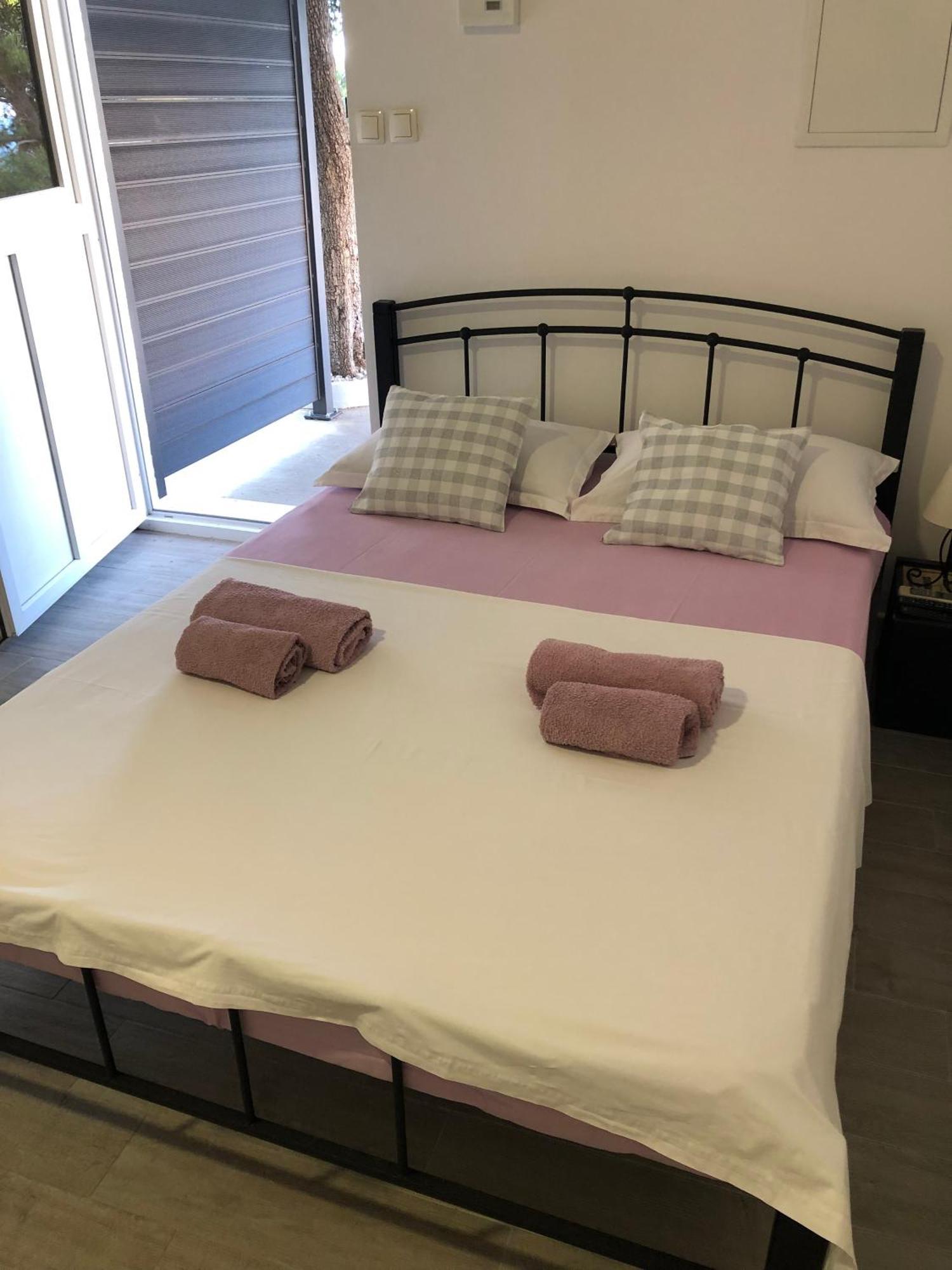Apartmani Milka I Jozo Omiš Стая снимка