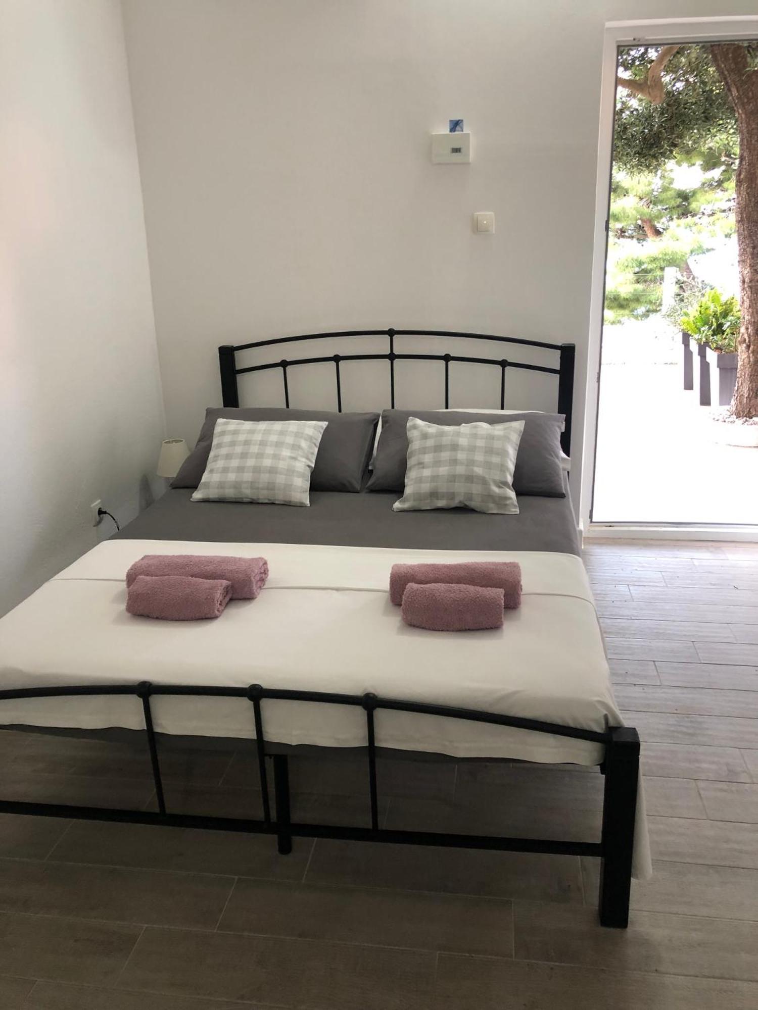 Apartmani Milka I Jozo Omiš Стая снимка
