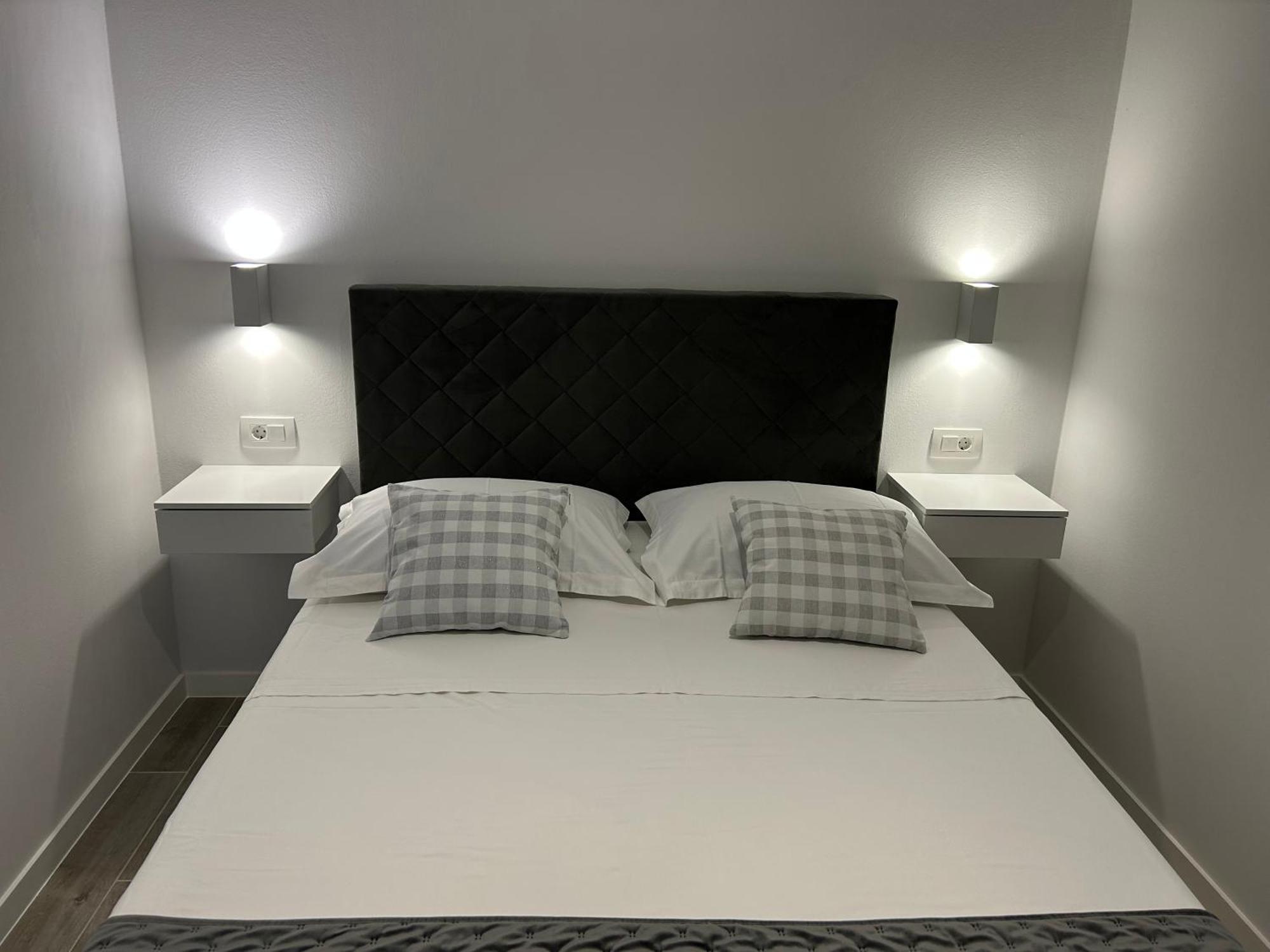 Apartmani Milka I Jozo Omiš Стая снимка